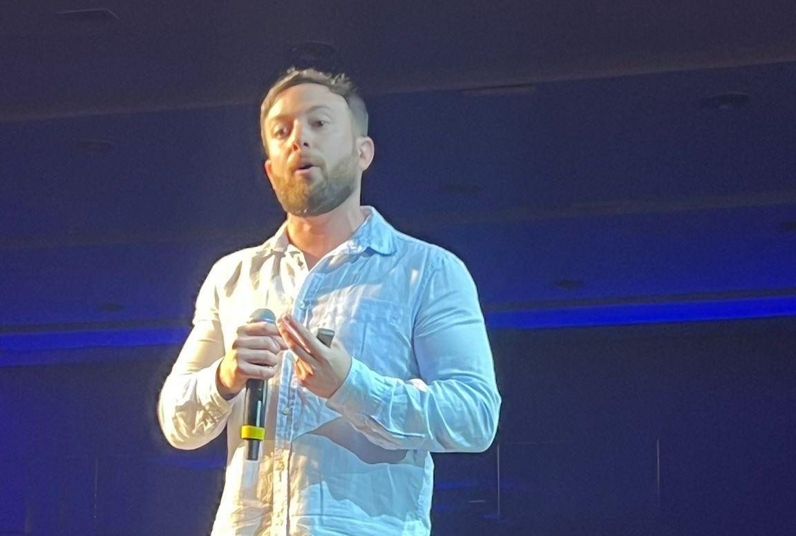 Agustín Laje habló de la "batalla cultural" y afirmó que la izquierda está “moralmente podrida” | Córdoba