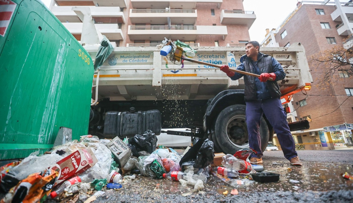 Basura: el Municipio denuncia más de 400 cuadras sin limpiar | Córdoba