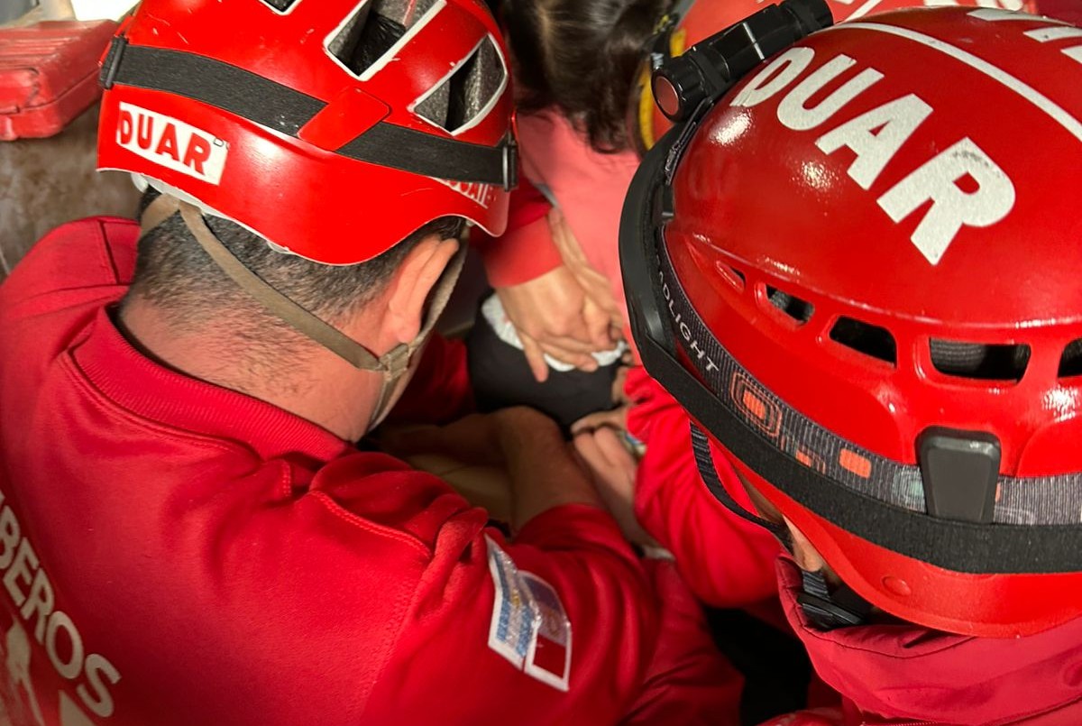 Bomberos rescataron a una niña del interior de un secarropas | Córdoba