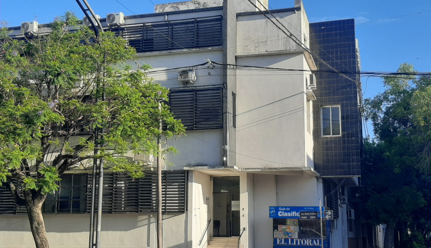 Condenaron a un policía de Santa Fe que le robó la tarjeta a un joven con discapacidad y la usó sin autorización | Actualidad