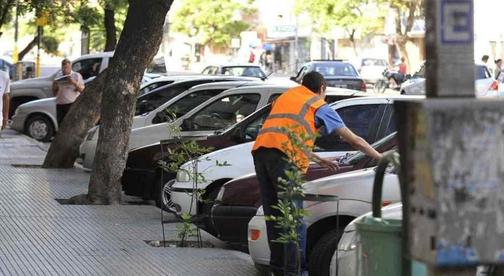 Detuvieron a un naranjita por llevar droga en los bolsillos: quedó bajo investigación | Córdoba