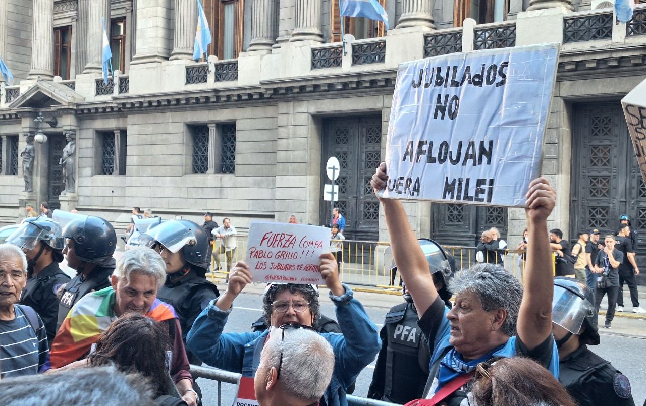 Miércoles de marchas: protestas por los jubilados y contra los vetos | Actualidad