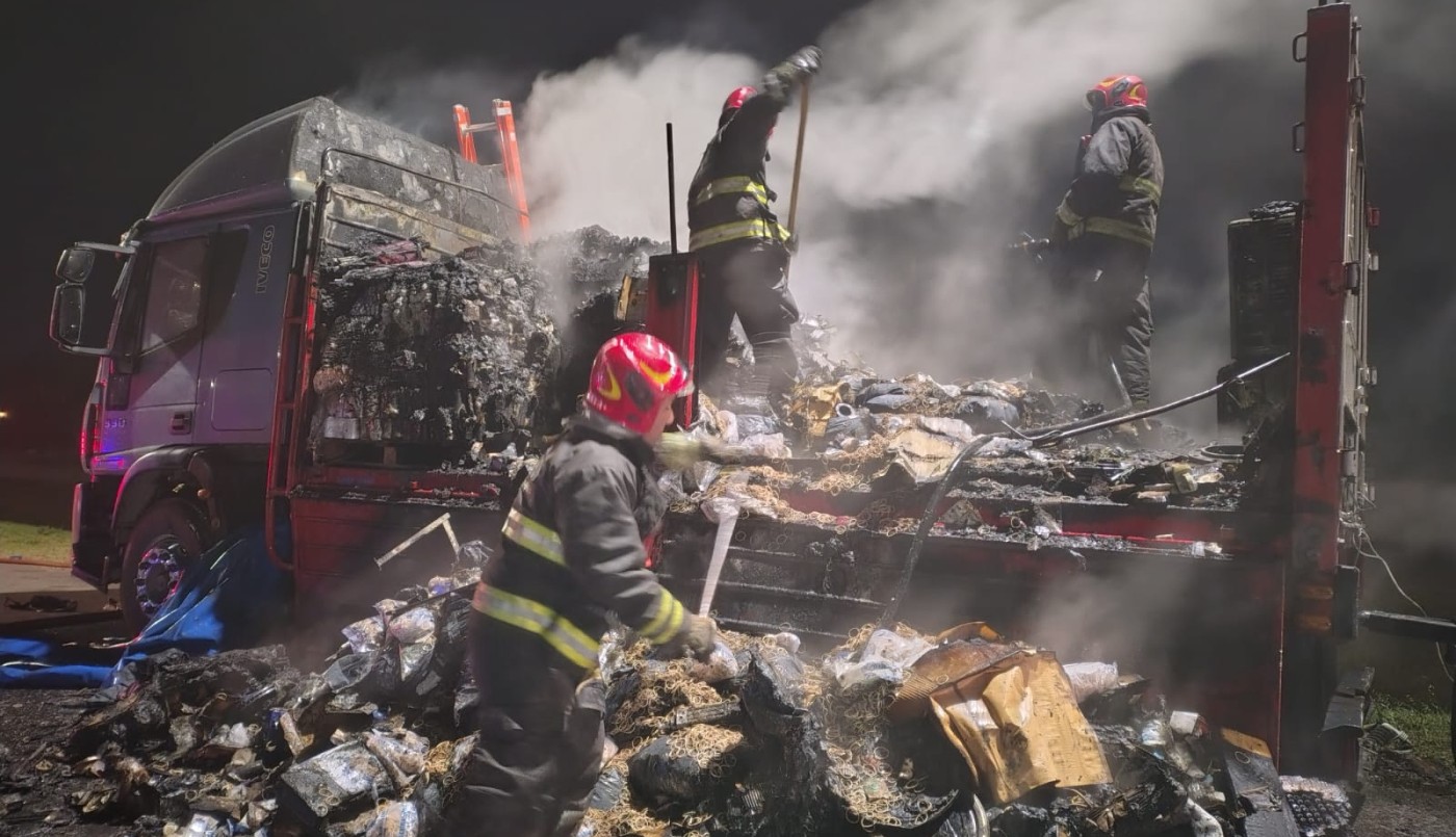 Se incendió un camión en Córdoba: no hay personas heridas | Córdoba