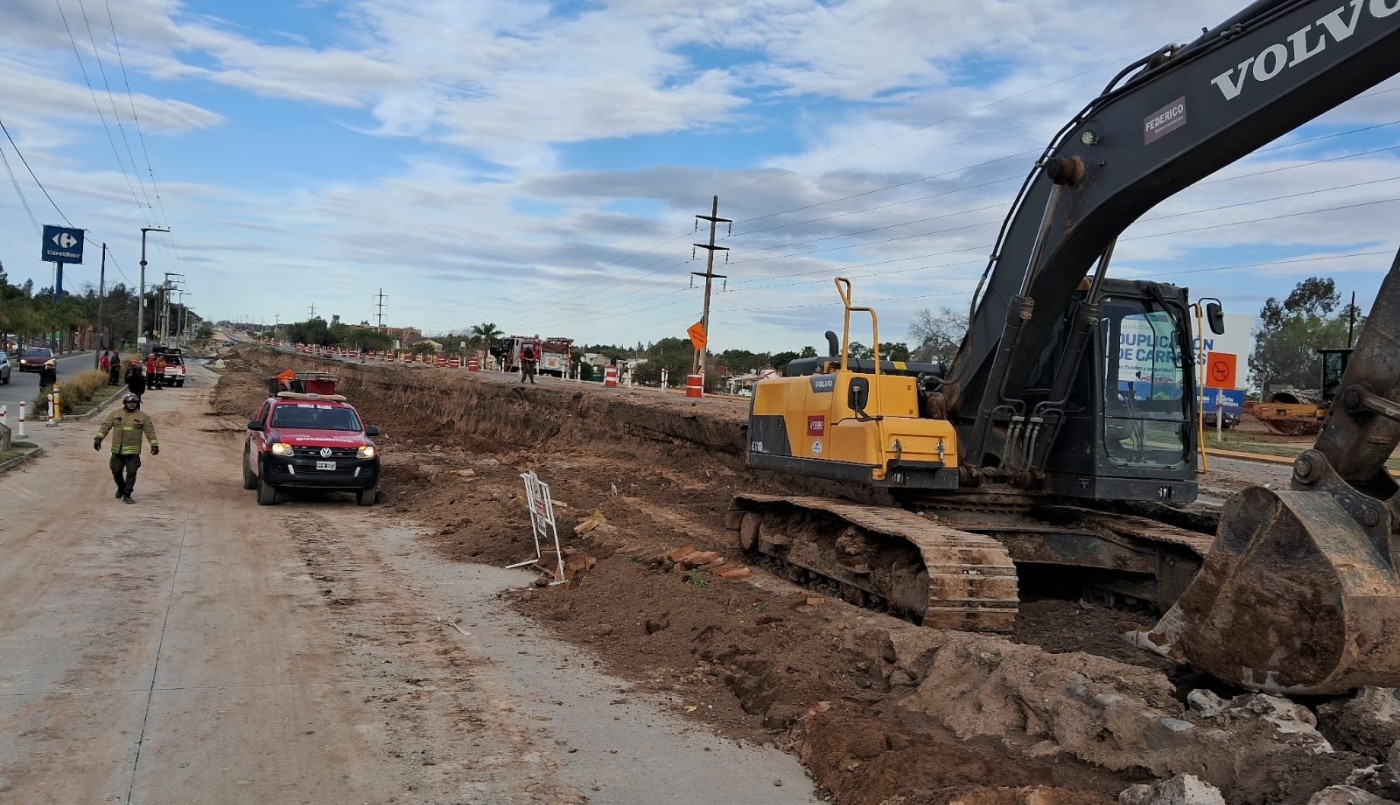 Villa Allende: obreros rompen un caño de gas en una obra y generan desvíos en la zona | Córdoba