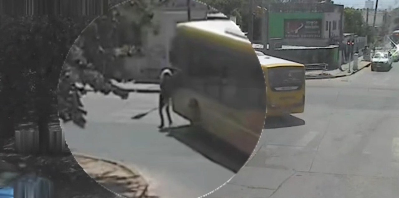 Un colectivo atropelló a un hombre de 73 años: sufrió heridas | Córdoba