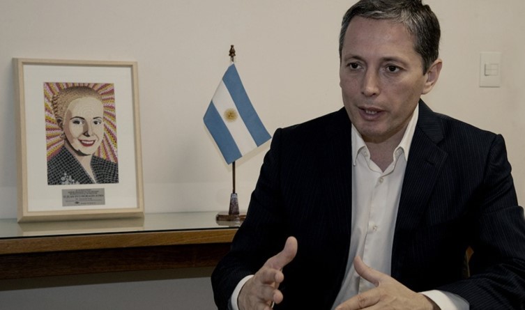 Fernando Gray, el intendente que se rebela: “No puedo permitir que la voz del peronismo la lleve Grabois” | Política y economía