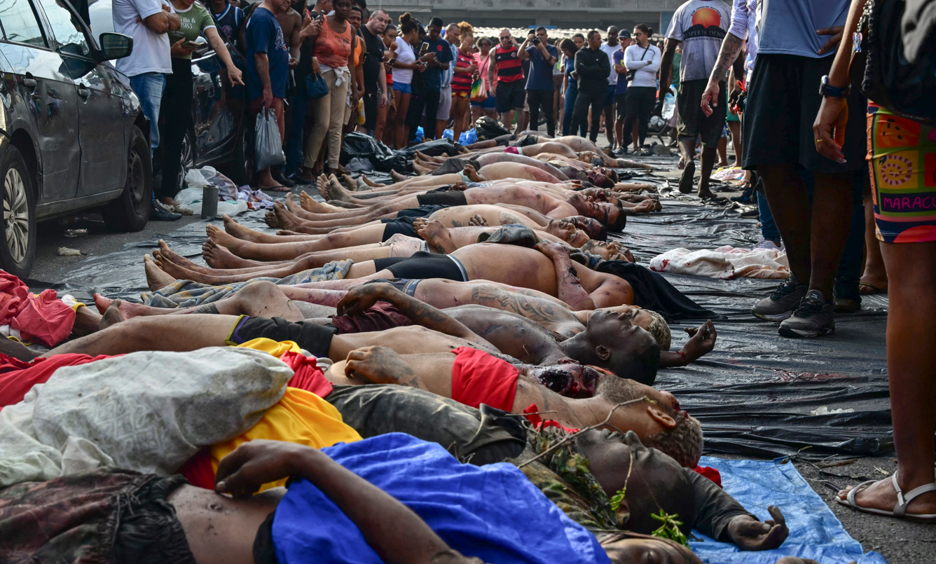 Vecinos recuperaron decenas de cuerpos tras operación más letal en Rio de Janeiro | Internacionales