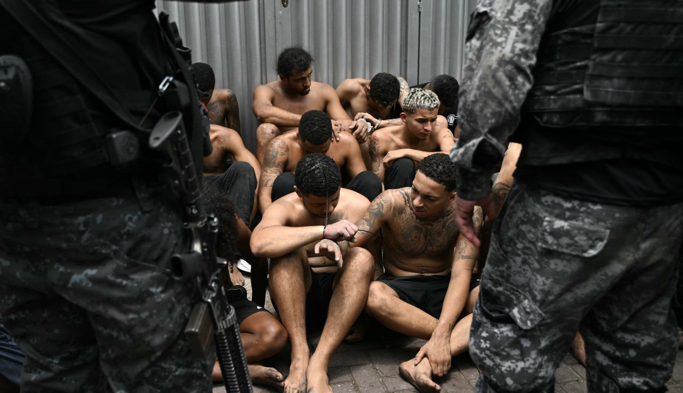 "Degollaron a mi hijo", el drama de la masacre de Río de Janeiro | Internacionales