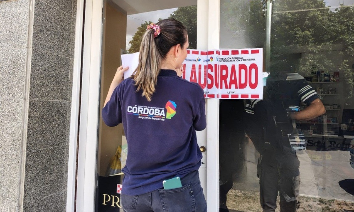 Clausuran tres locales por venta ilegal de zooterápicos en Santa María y Río Segundo | Córdoba
