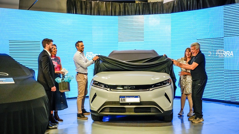 Familia Parra entregó las primeras unidades de BYD | Contenido Patrocinado