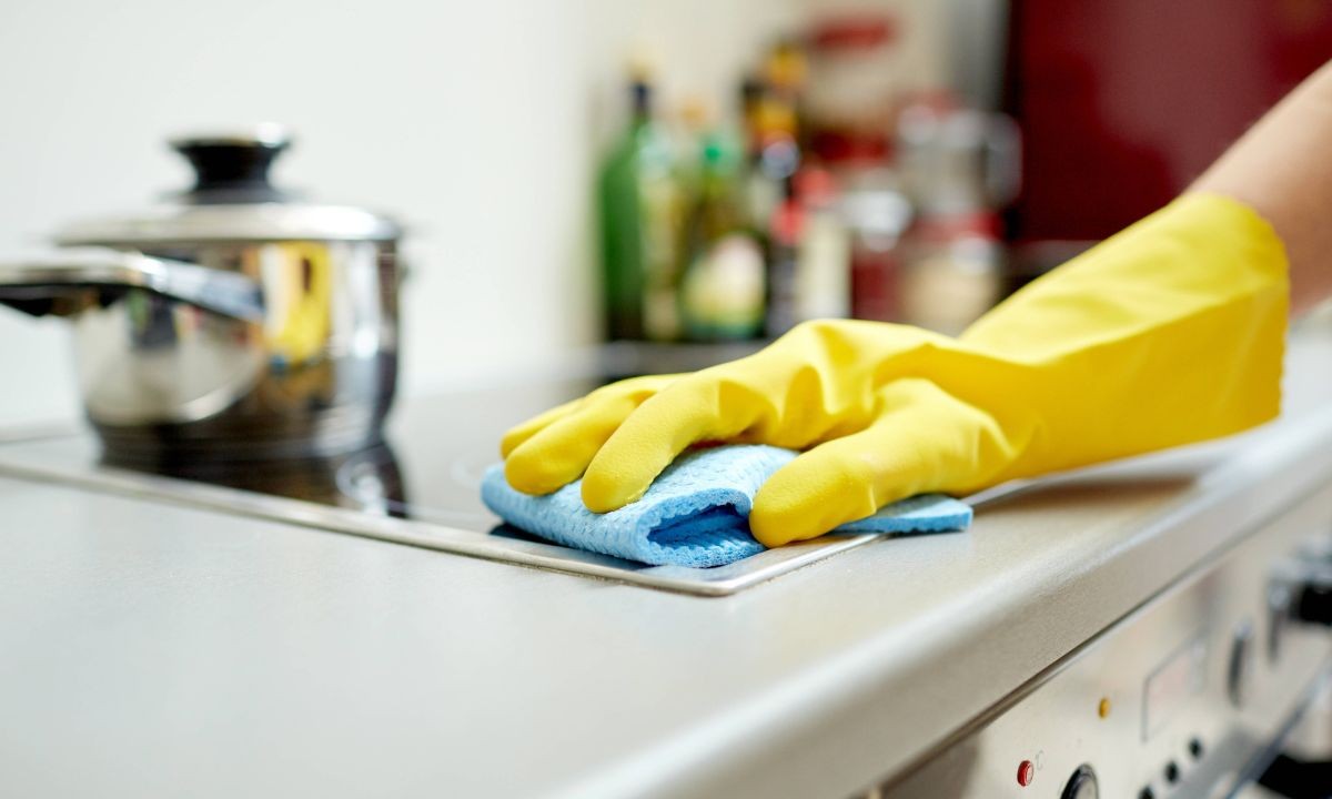 Nuevo aumento y bono para empleadas domésticas: cuánto cobran en febrero de 2026 | Economía