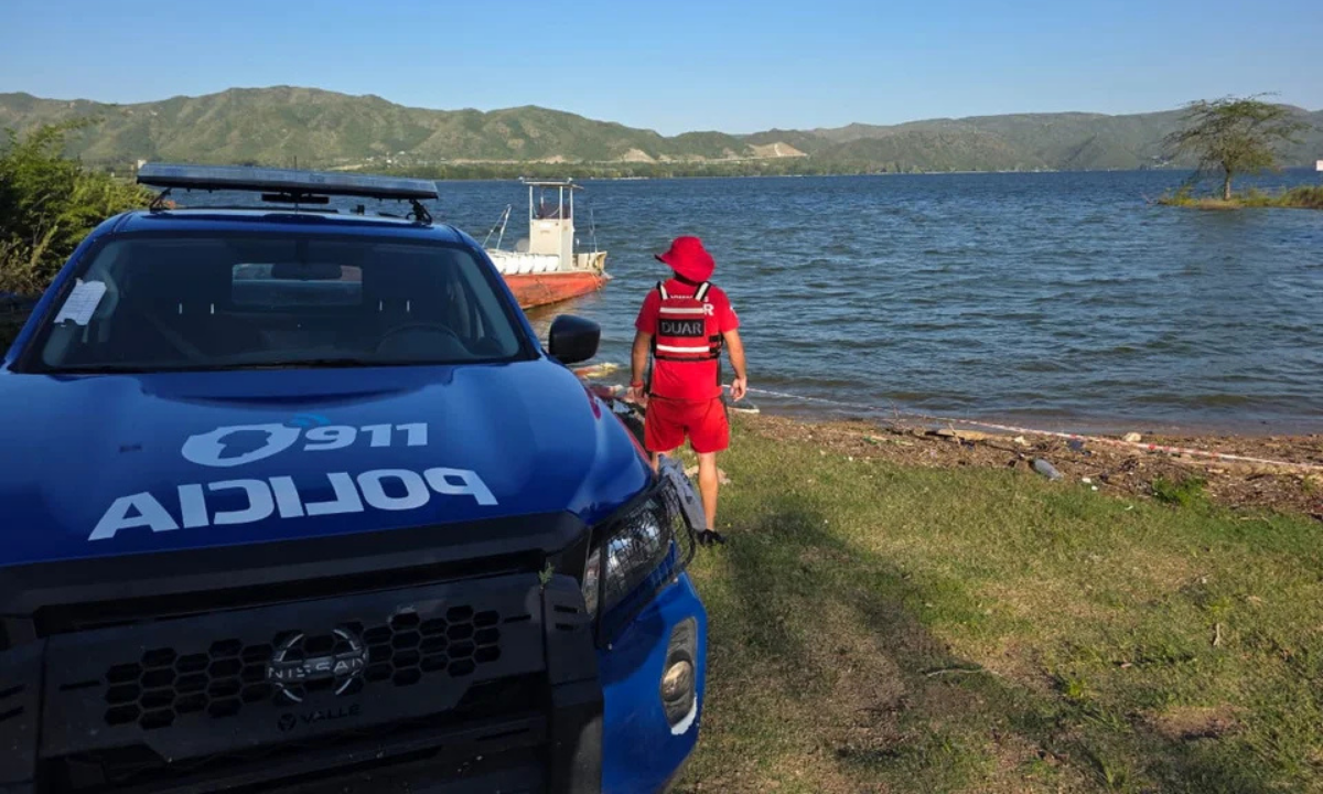 Tragedia en el lago San Roque: murió un hombre tras el vuelco de una lancha | Córdoba