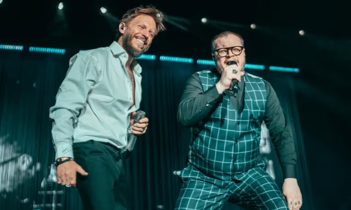 Sin Bandera celebró sus 25 años con un concierto a sala llena en Quality Arena | Espectáculos