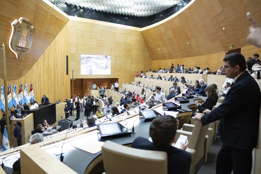 La Legislatura aprobó una ley previsional que declara la emergencia en la Caja de Jubilaciones | Política y economía
