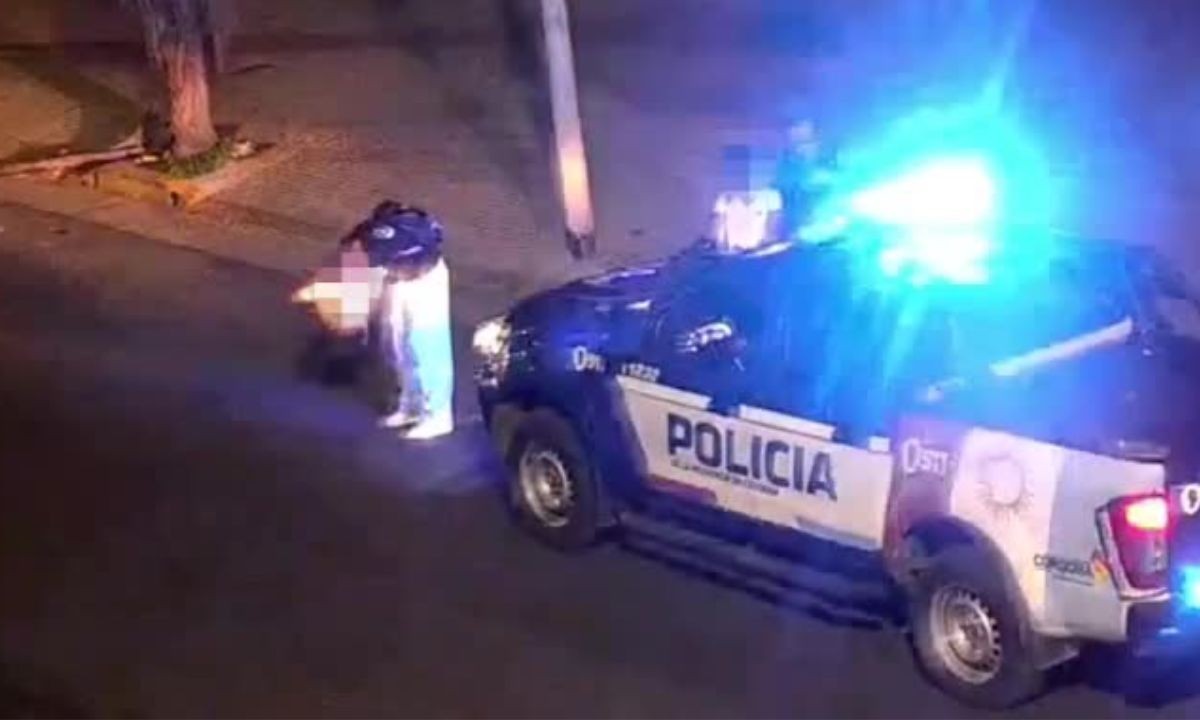 Tres adolescentes detenidas tras derribar a una motociclista con un botellazo en General Bustos | Córdoba