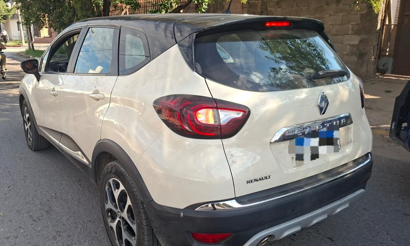 Recuperaron una Renault Captur robada y detuvieron a dos sospechosos en San Alberto | Córdoba