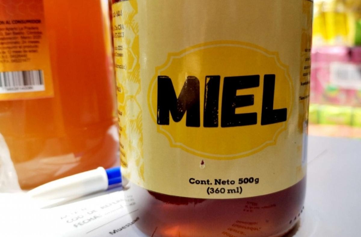 Prohíben la venta de una miel y juguitos congelados en Córdoba por irregularidades sanitarias | Córdoba