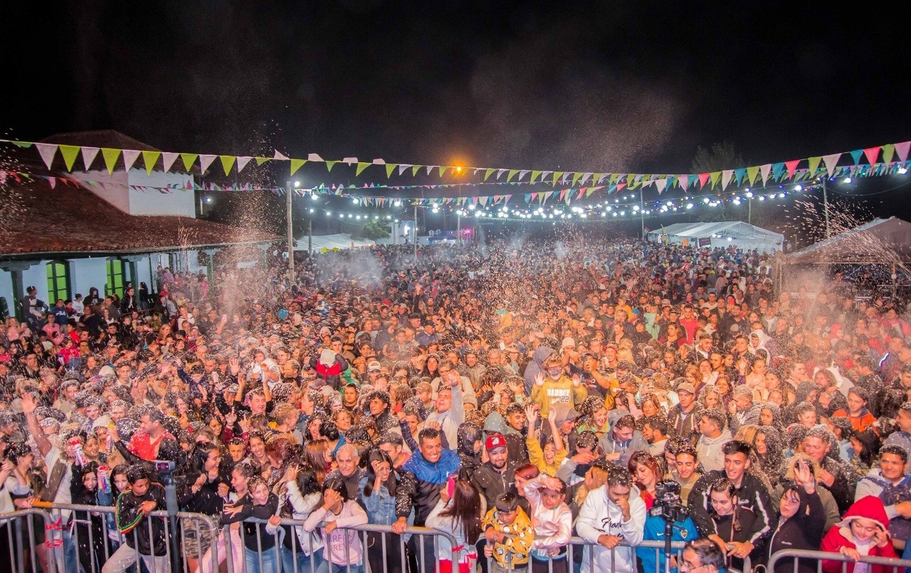 Febrero a puro ritmo: Córdoba celebra los Carnavales 2026 en toda la provincia | Visita Córdoba