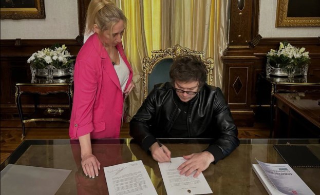 Milei aseguró que no vetará el Presupuesto, pero hará cumplir "el déficit cero sin crear impuestos" | Política y economía