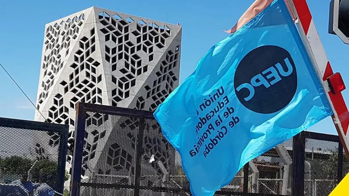 UEPC confirmó el pago de un adicional extraordinario para docentes en actividad | Córdoba