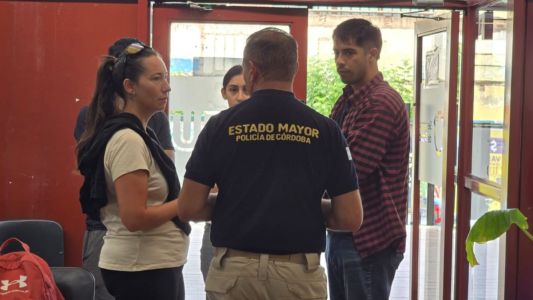 El comisario baleado en Córdoba está lúcido, pero evalúan daños en su médula