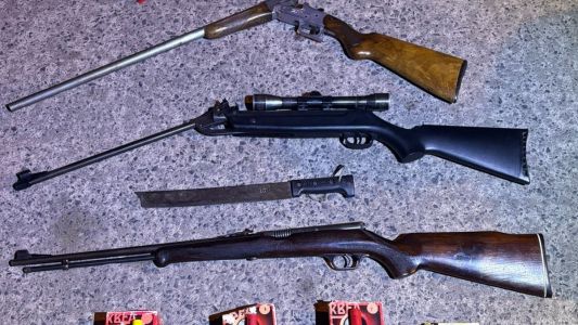 Tensión en barrio Ferreyra: se atrincheró tras un episodio de violencia y fue detenido