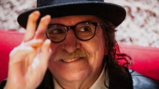 Operaron del riñón a Charly García y continúa internado en recuperación