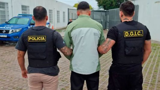 Detienen a un joven de 22 años por el crimen de un vecino en barrio San Jorge