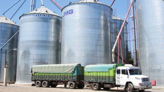 Se levantó el paro de transporte de granos en Córdoba tras acuerdo de tarifas