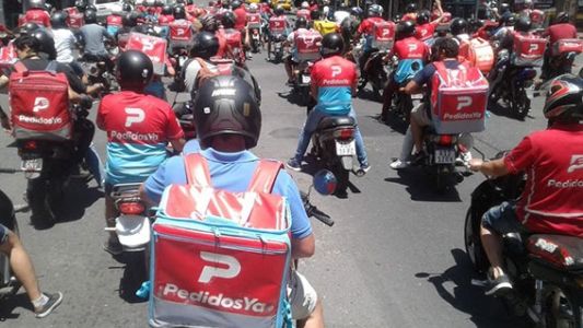 Repartidores reclaman mejoras en tarifas y condiciones laborales en Córdoba