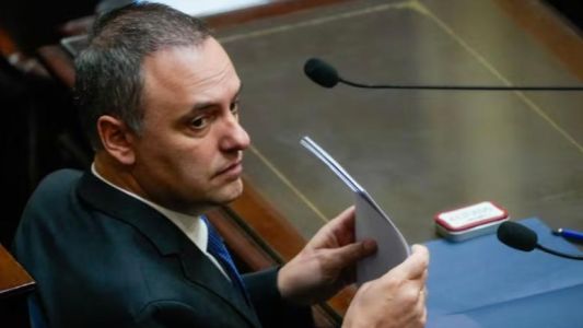 Ordenan nuevas medidas para investigar el patrimonio de Adorni por presunto enriquecimiento ilícito