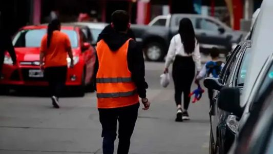 Buscan regular a los naranjitas en Córdoba con un sistema de identificación por QR