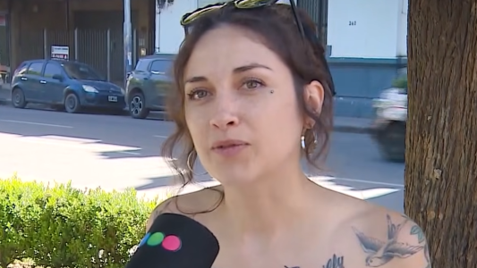 Agustina, un ejemplo de superación: estudia Medicina en Córdoba y vende bolsas para vivir