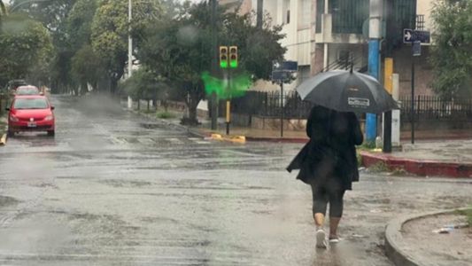 Clima en Córdoba hoy: ¿A qué hora llegan las tormentas y cuál será la temperatura máxima?