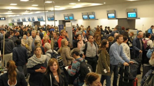 Se normalizaron los vuelos de Aerolíneas Argentinas