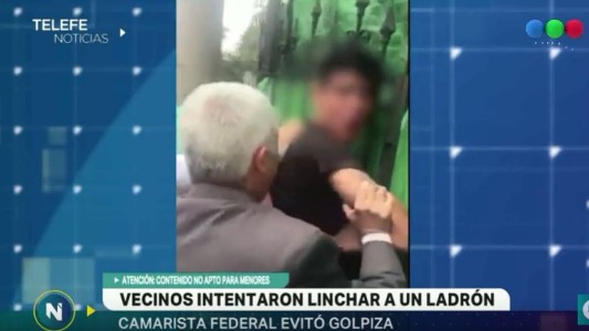 Vecinos intentaron linchar a un presunto ladrón, un camarista lo evitó