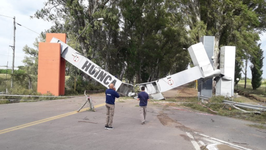 Fuertes vientos e importantes destrozos en Huinca Renancó