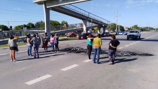 Sigue la protesta de vecinos por la muerte de Daiana