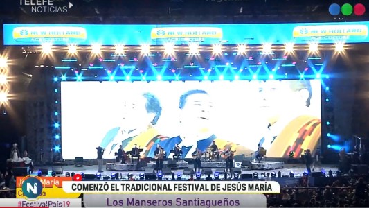 Jesús María inició su 54º Festival