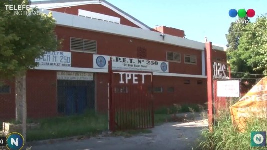 Robo en el IPET: cuatro detenidos