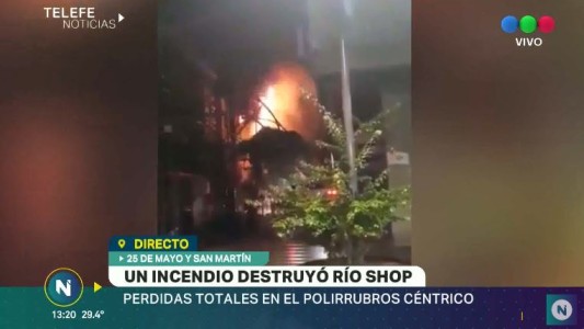 Voraz incendio destruyó un bazar en plena peatonal