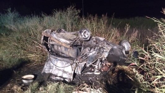 Villa Nueva: cinco muertos en un violento choque