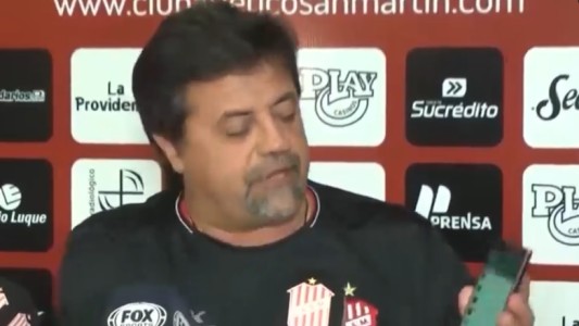 Caruso Lombardi asumió en San Martín y le estalló el celular