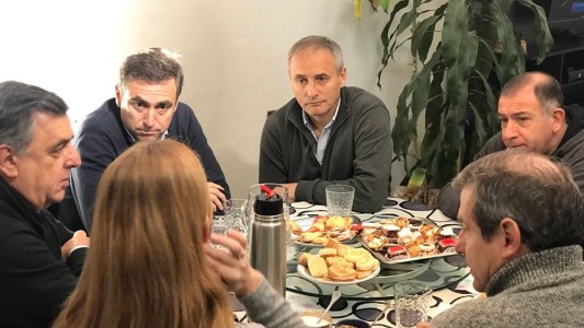 La mesa nacional de Cambiemos citó a los precandidatos locales