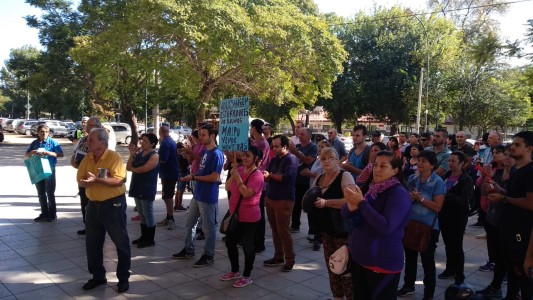 Reclamo colectivo de titulares de autoplanes frente a tribunales