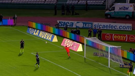 Talleres ganó con suspenso en los penales y avanza en la Copa Superliga