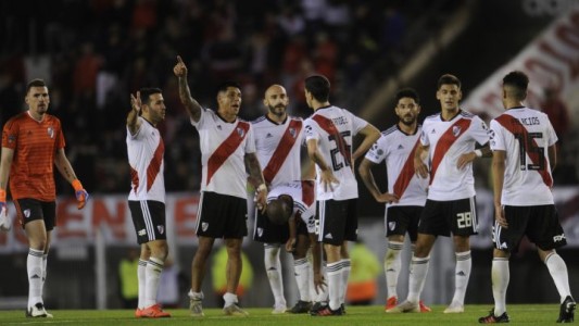 Por el paro, reprograman River-Athletico Paranaense