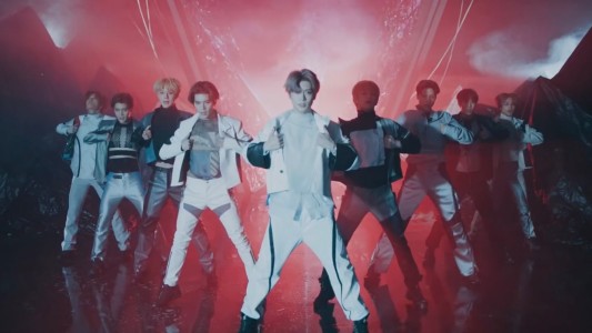 NCT pisa fuerte con el lanzamiento de "We Are Superhuman"