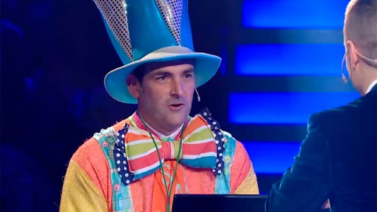 La emotiva historia de Santiago, el payaso que ganó 180 mil pesos en "¿Quién quiere ser millonario?