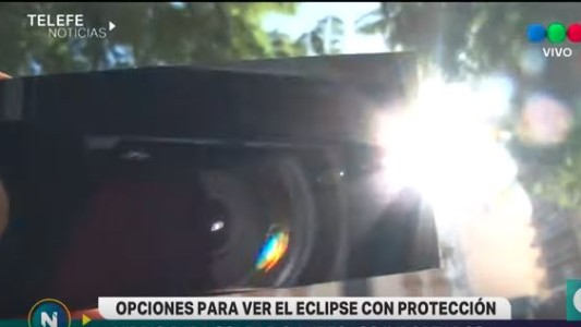 Cómo prevenir los peligros de ver el eclipse sin protección ocular
